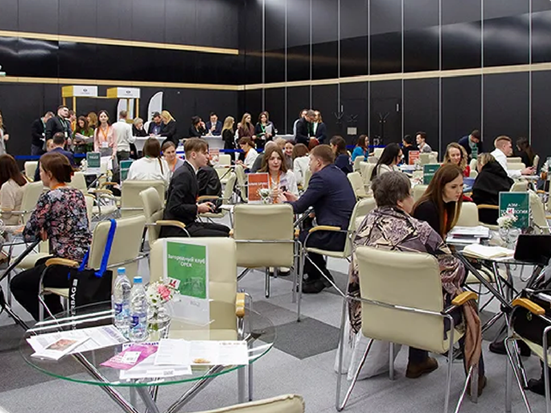 IT‑Tech HUB 2025: -     ‑